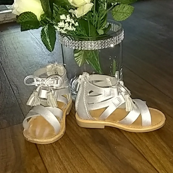 Cat&jack baby sandles - Picture 2 of 4